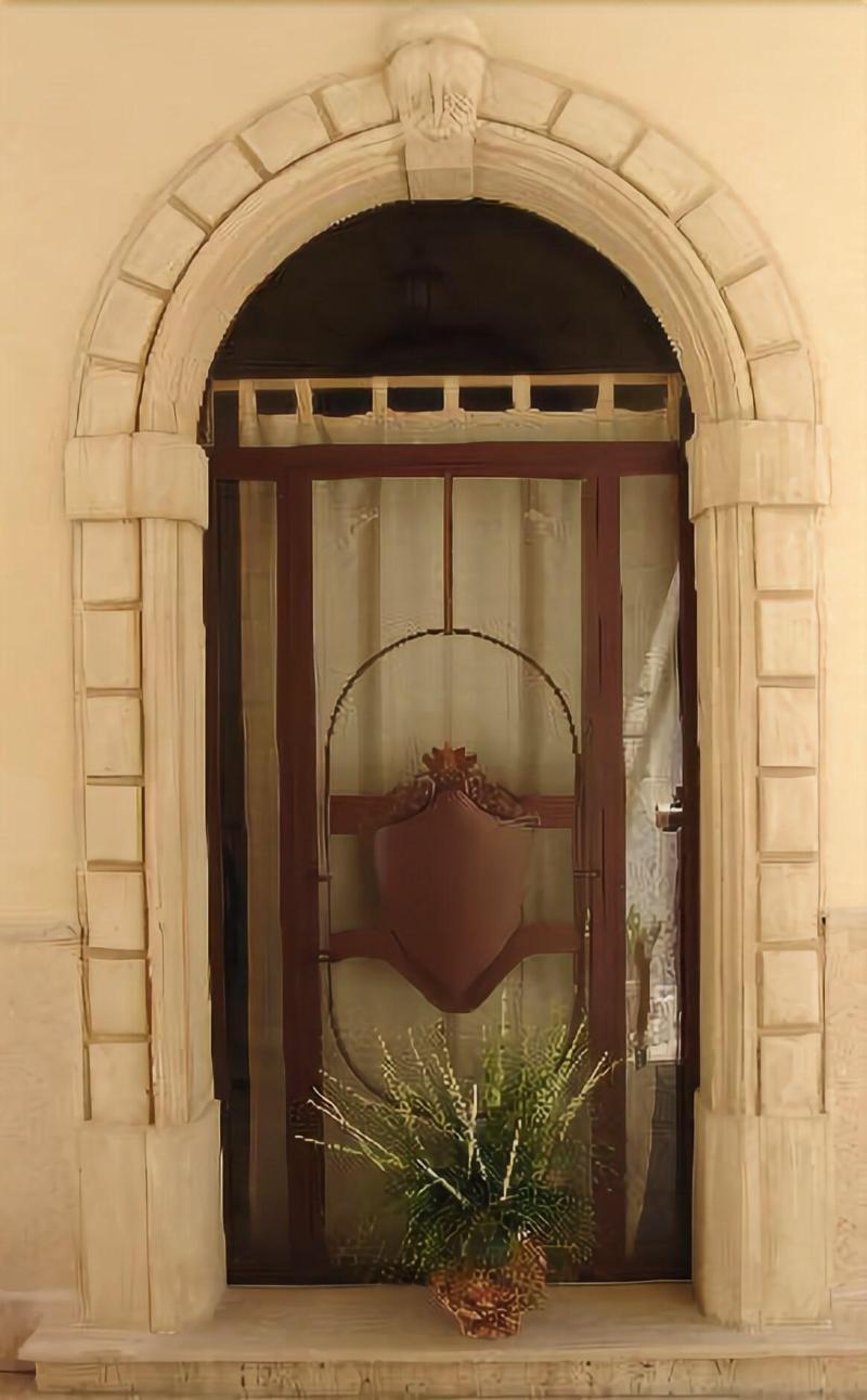 Palazzo Reginella Aparthotel Bovalino Marina Buitenkant foto
